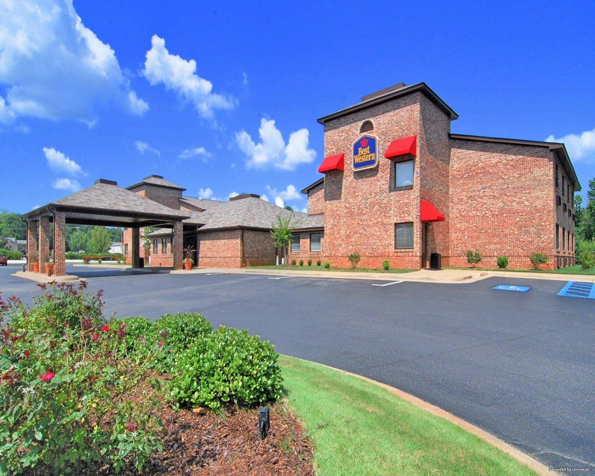 Best Western Auburn/Opelika Inn Екстериор снимка