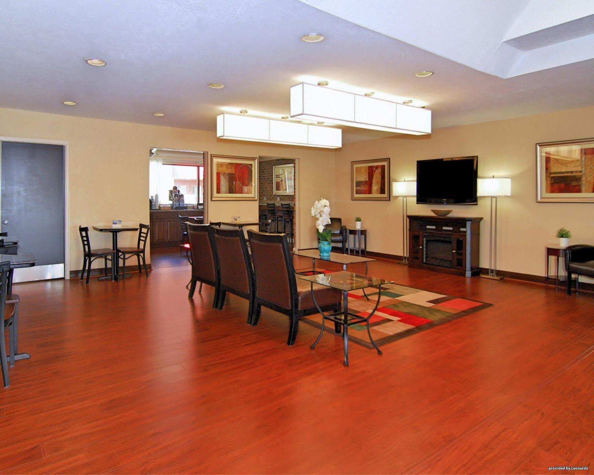 Best Western Auburn/Opelika Inn Екстериор снимка