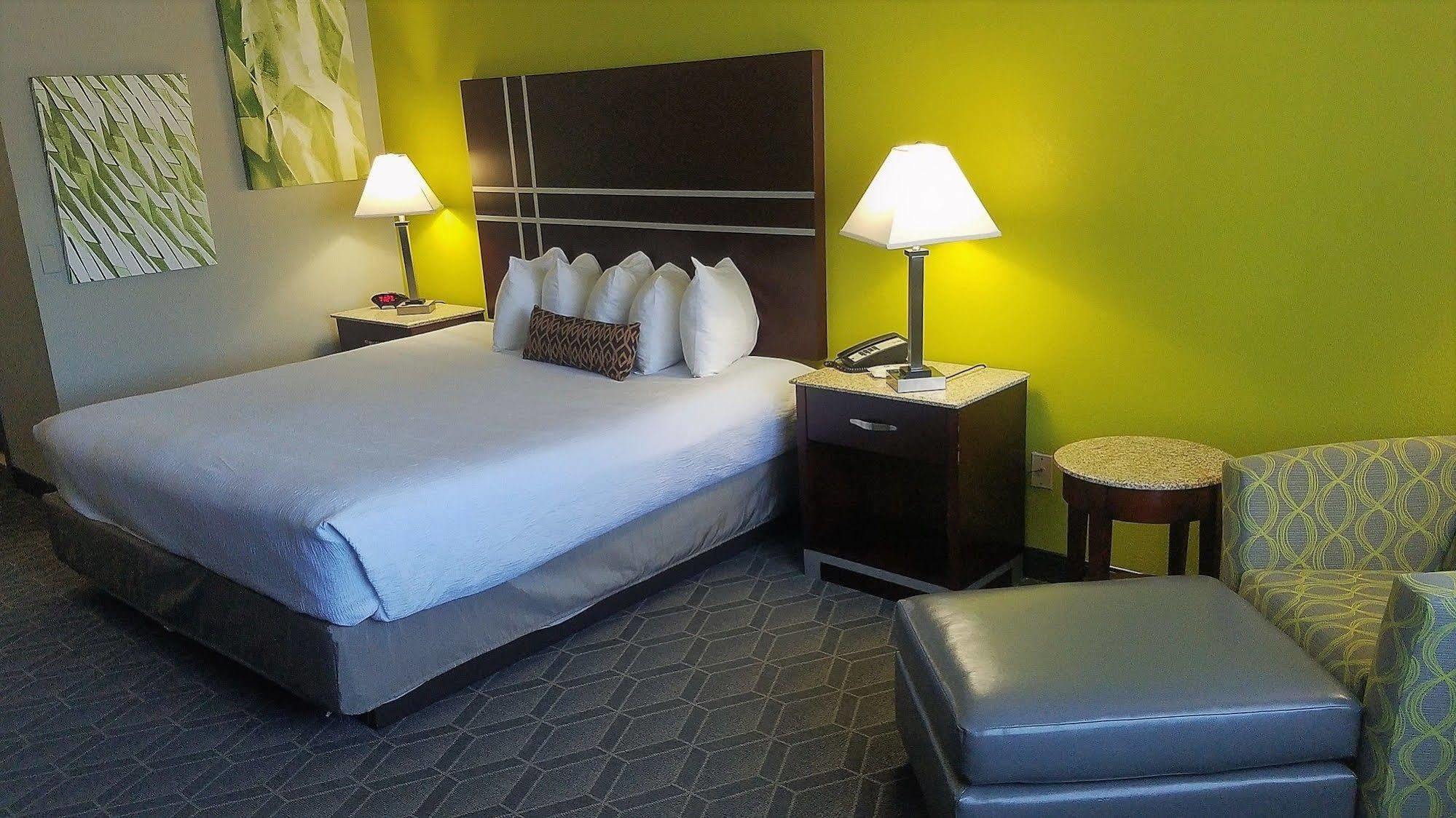 Best Western Auburn/Opelika Inn Екстериор снимка