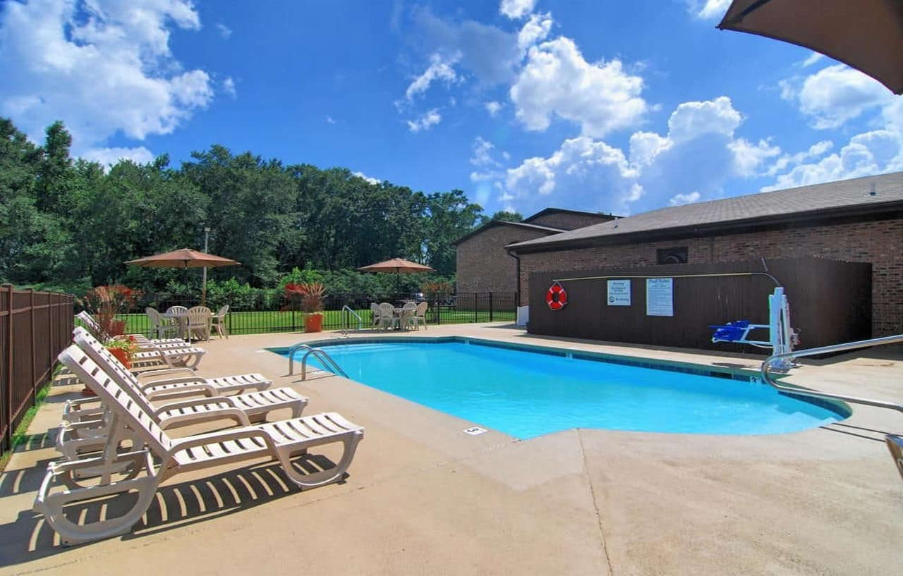 Best Western Auburn/Opelika Inn Екстериор снимка